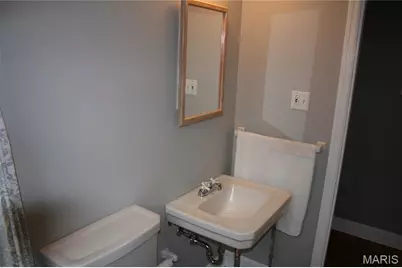 8637 Litzsinger Road, Brentwood, MO 63144 - Photo 20