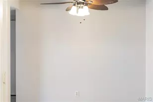 1536 Springlet Ct, Florissant, MO 63033 - Photo 8