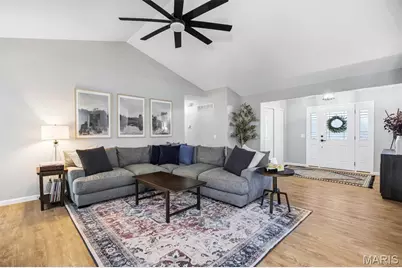 35 Bay Hill Drive, Saint Peters, MO 63366 - Photo 8