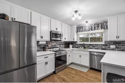 35 Bay Hill Drive, Saint Peters, MO 63366 - Photo 10