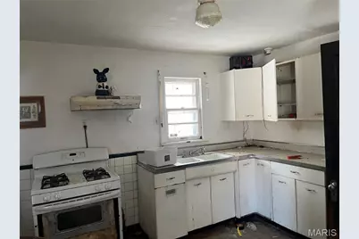 8821 Eichler Place, Jennings, MO 63136 - Photo 6