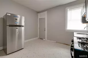 1402A Granville Pl, Saint Louis, MO 63112 - Photo 12