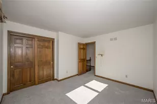 16401 Wilson Farm Dr, Chesterfield, MO 63005 - Photo 42