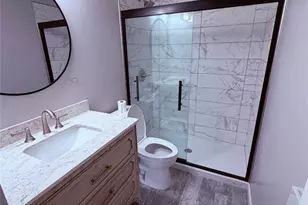 10005 Sakura Dr, Saint Louis, MO 63128 - Photo 8