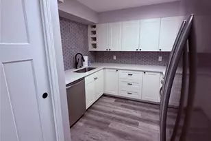 10005 Sakura Dr, Saint Louis, MO 63128 - Photo 6