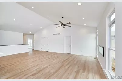 112 Canyon Creek Circle, Moscow Mills, MO 63362 - Photo 10