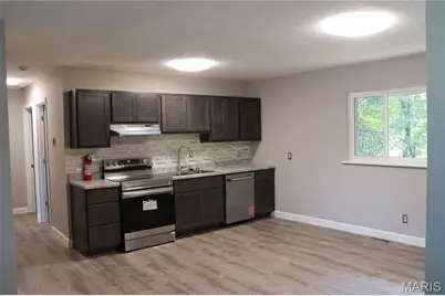 8922 Higginson Drive, Bel-Ridge, MO 63121 - Photo 8