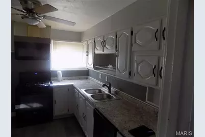 8706 Kendale Drive, Bel-Ridge, MO 63121 - Photo 10