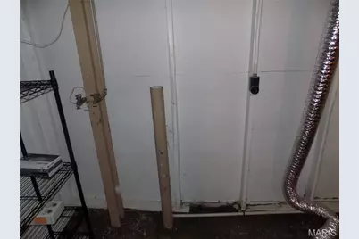 8706 Kendale Drive, Bel-Ridge, MO 63121 - Photo 16