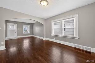 4926 Tiemann Ave, Saint Louis, MO 63123 - Photo 16