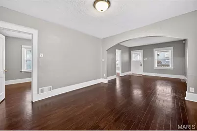 4926 Tiemann Avenue, Saint Louis, MO 63123 - Photo 18