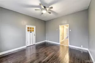 2013 S 11th St, Saint Louis, MO 63104 - Photo 10