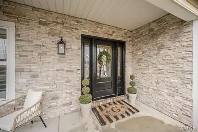 6 Pittsfield Court, Chesterfield, MO 63017 - Photo 2