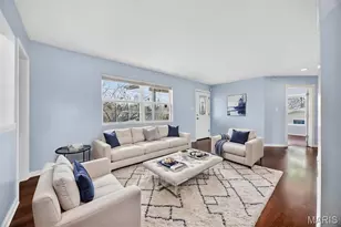 879 Starlight Dr, Saint Charles, MO 63304 - Photo 2