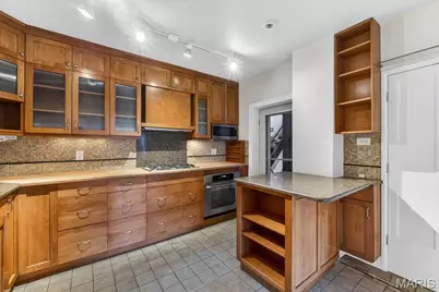 4944 Lindell Boulevard #8W, Saint Louis, MO 63108 - Photo 16