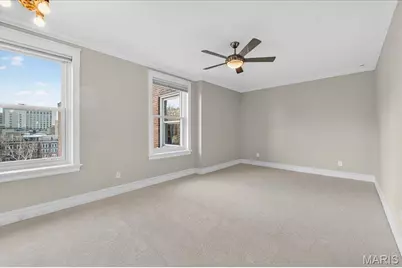 4944 Lindell Boulevard #8W, Saint Louis, MO 63108 - Photo 30