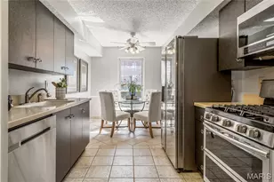 14443 Bantry Ln, Chesterfield, MO 63017 - Photo 8