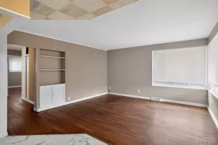 2201 Hollis Dr, Saint Louis, MO 63136 - Photo 6