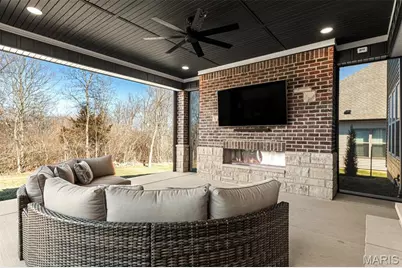 1100 Tower Park Drive, Saint Charles, MO 63304 - Photo 62