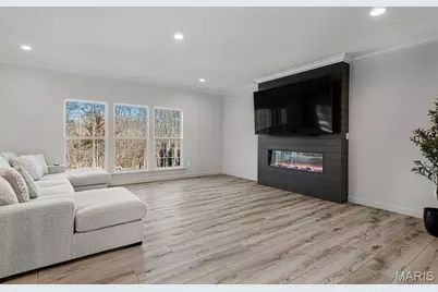 1100 Tower Park Drive, Saint Charles, MO 63304 - Photo 14