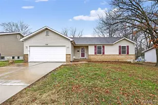 309 Roosevelt Ave, Warrenton, MO 63383 - Photo 2