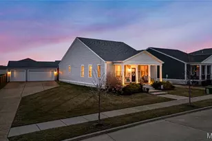 4033 Fulling Mill St, Saint Charles, MO 63301 - Photo 4