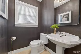 10 Daniel Rd, Saint Louis, MO 63124 - Photo 22