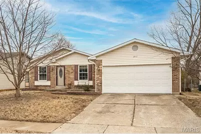 2912 Dividend Park Drive, Saint Louis, MO 63031 - Photo 2
