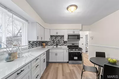 9848 Lorna Lane, Saint Louis, MO 63136 - Photo 8