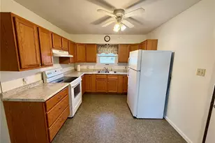 719 Mineral St, Potosi, MO 63664 - Photo 4