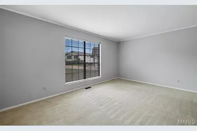 5116 Suson Oaks Court, Saint Louis, MO 63128 - Photo 6