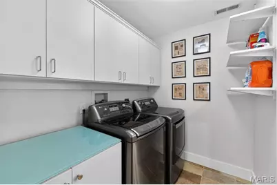 4242 Olive Street, Saint Louis, MO 63108 - Photo 52