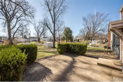 10524 Saint Henry Lane, Saint Ann, MO 63074 - Photo 30