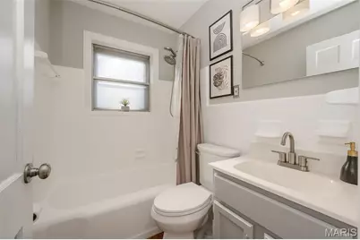 10524 Saint Henry Lane, Saint Ann, MO 63074 - Photo 16