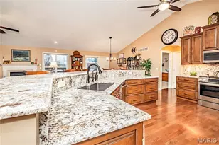 1570 Heritage Valley Dr, High Ridge, MO 63049 - Photo 16