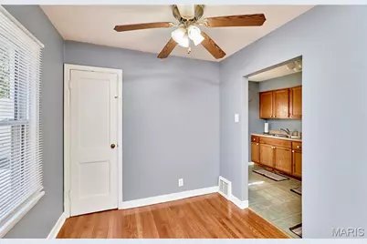 16 White Drive, Saint Louis, MO 63135 - Photo 12