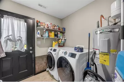 1025 Saint Louis Street, Lebanon, MO 65536 - Photo 12