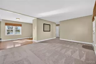 12 Ramblewood Ln, Creve Coeur, MO 63141 - Photo 6