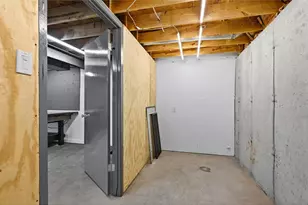 1057 Rockman Pl, Rock Hill, MO 63119 - Photo 18