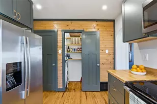 1057 Rockman Pl, Rock Hill, MO 63119 - Photo 8