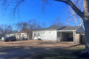 2675 Dunhill Dr, Maryland Heights, MO 63043 - Photo 1