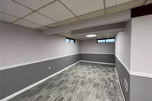 2675 Dunhill Dr, Maryland Heights, MO 63043 - Photo 14