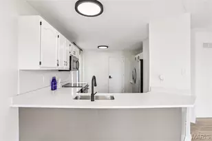 2329 Hunters Crest Dr, Wildwood, MO 63038 - Photo 12