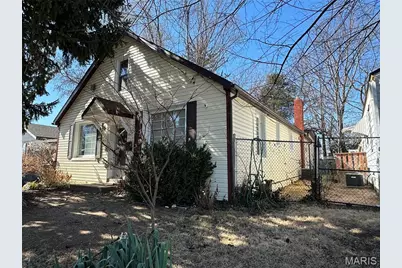 6255 Hancock Avenue, Berkeley, MO 63134 - Photo 1