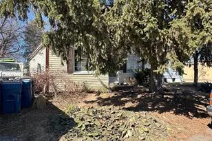 6255 Hancock Ave, Berkeley, MO 63134 - Photo 12