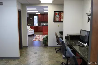 1000 Mid Rivers Mall Drive #10, Saint Peters, MO 63376 - Photo 8