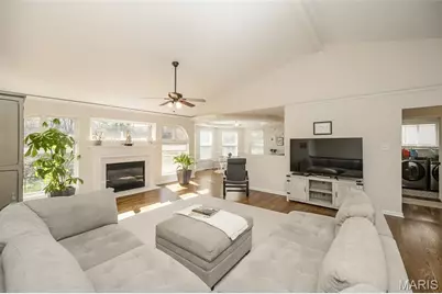 2140 Dartmouth Gate Court, Wildwood, MO 63011 - Photo 6