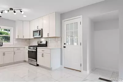 815 Ariege Drive, Creve Coeur, MO 63141 - Photo 12