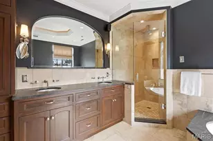 62 Lake Forest Dr, Richmond Heights, MO 63117 - Photo 54