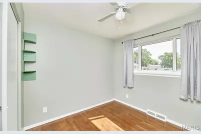 18 White Drive, Saint Louis, MO 63135 - Photo 28